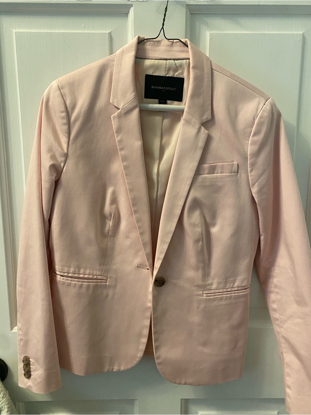 Banana Republic Pale Pink Single-Button Blazer